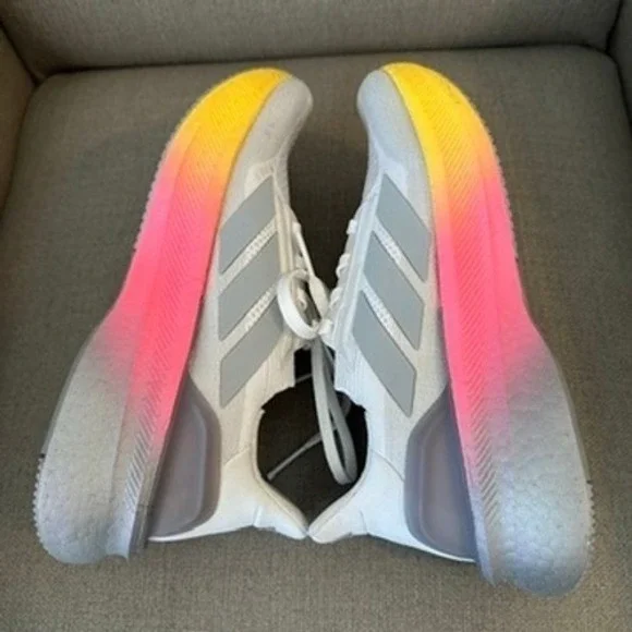 Adidas Ultraboost Light 5X Cloud White Halo Silver Lucid Pink Womens 7 NO INSOLE